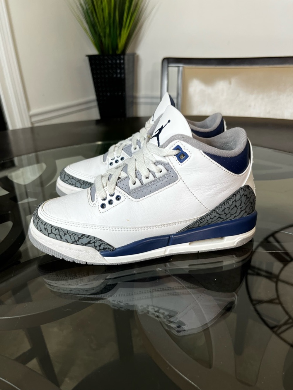 Nike Air Jordan 3 Retro GS
'Midnight Navy', Sz 4.5 Y /
Women's 6